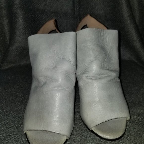 Free People, 'Picture This' Leather Peep Toe Heels, Dove Gray/Tan, Size 36 BNIB - Picture 4 of 10